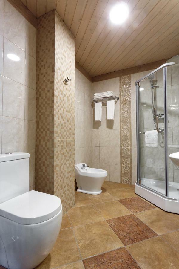 Sacvoyage Hotel Алма Ата Екстериор снимка
