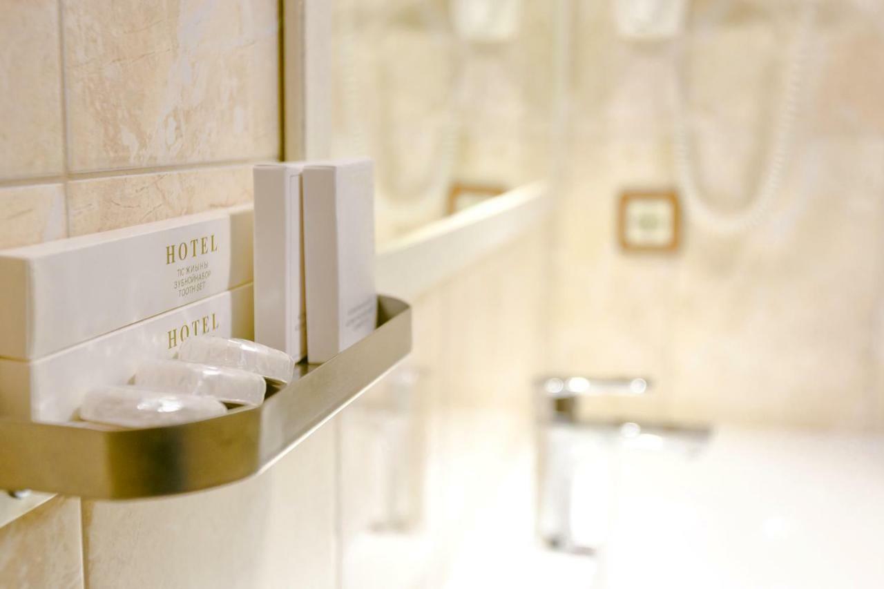 Sacvoyage Hotel Алма Ата Екстериор снимка
