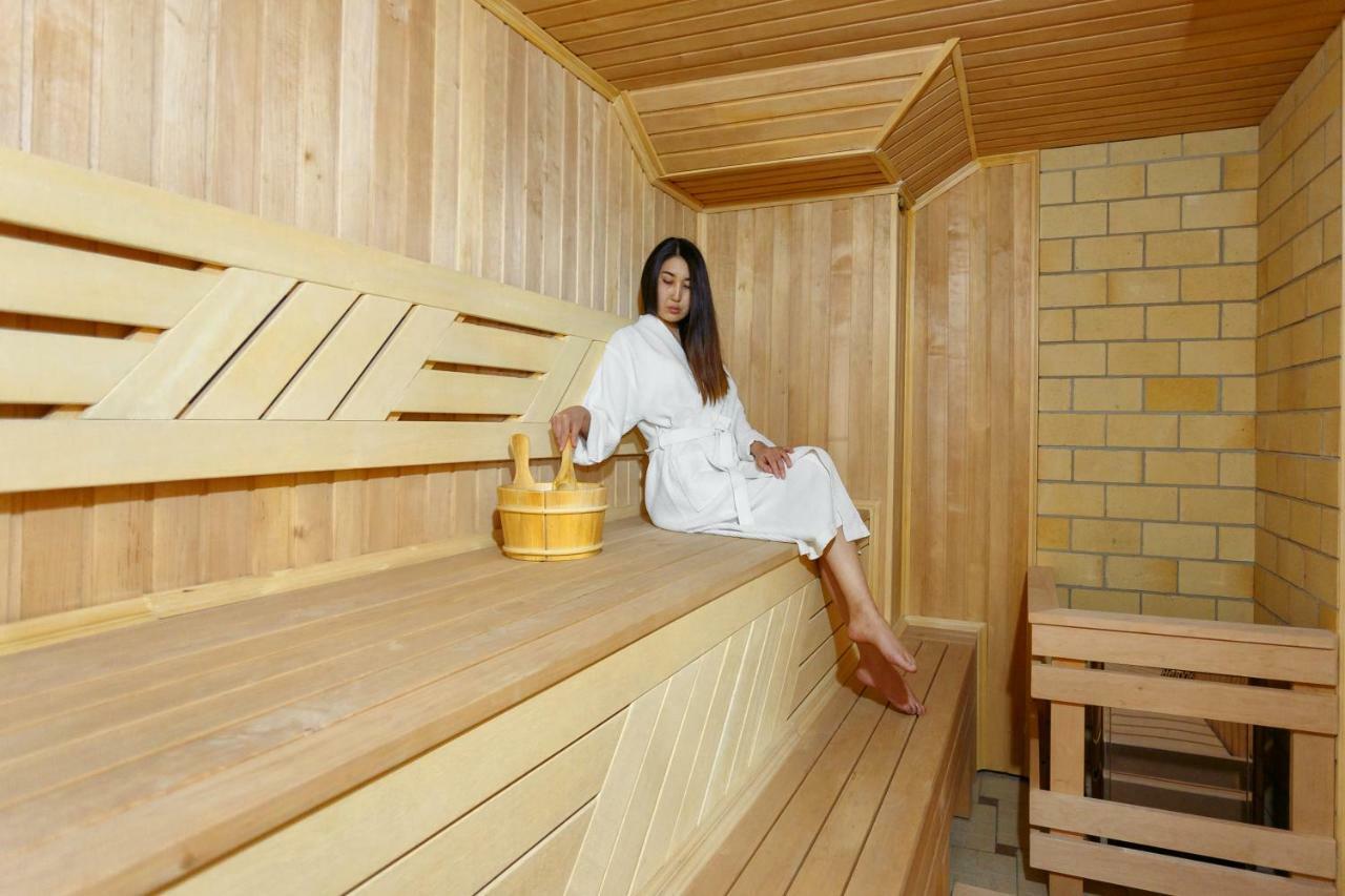 Sacvoyage Hotel Алма Ата Екстериор снимка